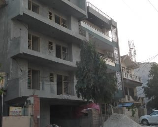 शिकायतों के बावजूद फरीदाबाद में धड़ल्ले से हो रहे अवैध निर्माण