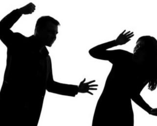 पल्ला फरीदाबाद क्षेत्र में कार्यरत आशा कर्मचारी महिला हो रही , घरेलू हिंसा का शिकार।