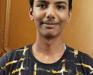 फरीदाबाद के आशीष दिवाकर ने 10वी बोर्ड परीक्षा में 91% अंक लाकर अपने माता पिता व स्कूल का नाम नाम किया रौशन।