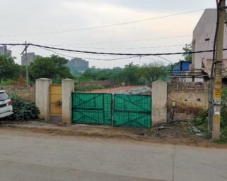 नगर निगम फरीदाबाद को करोड़ों का चूना , गुरुकुल इंडस्ट्रियल एरिया में बिना अनुमति के अवैध प्लॉटिंग  ।