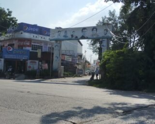 ग्राम अनंगपुर में धड़ल्ले से बिक रही अवैध शराब , शराब तस्करों को शराब व्यापारी डिंपल का मिल रहा सहयोग ?